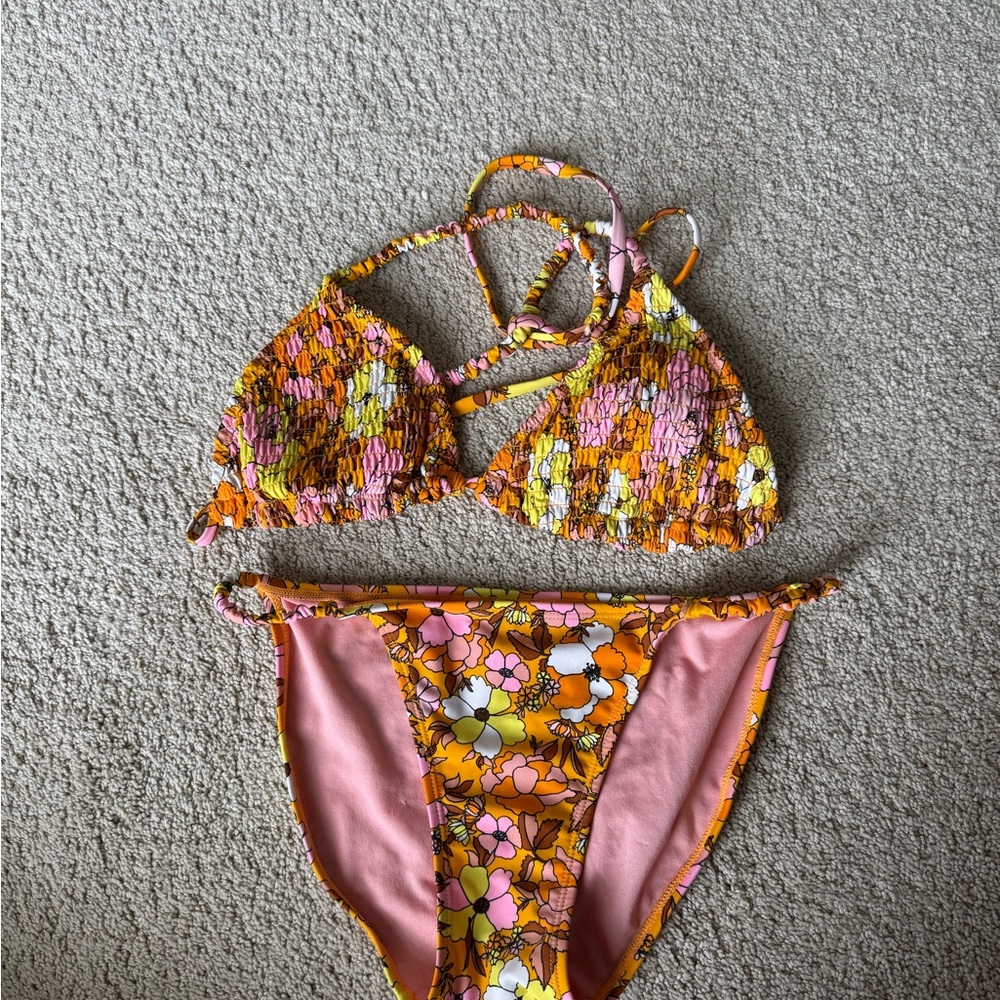 Floral Target bikini ( can be sold separately )